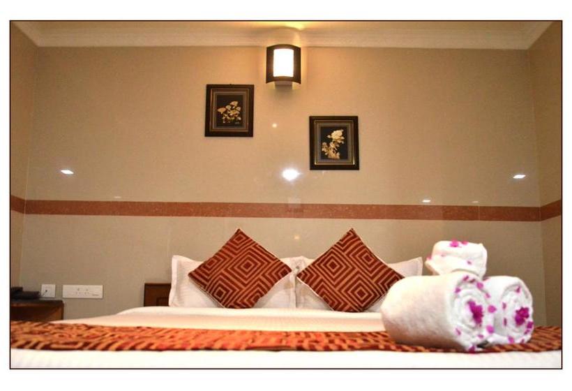 Hotel Gvs Residency 1