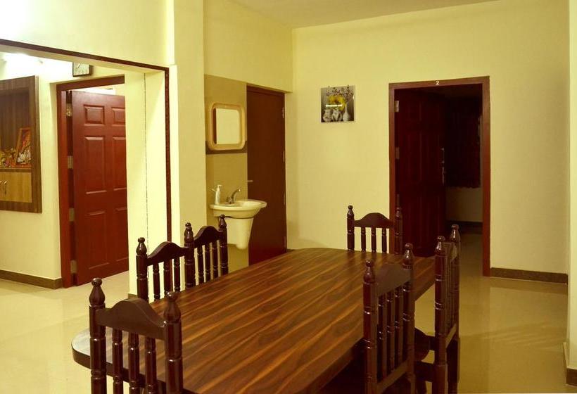 Hotel Gvs Residency 11