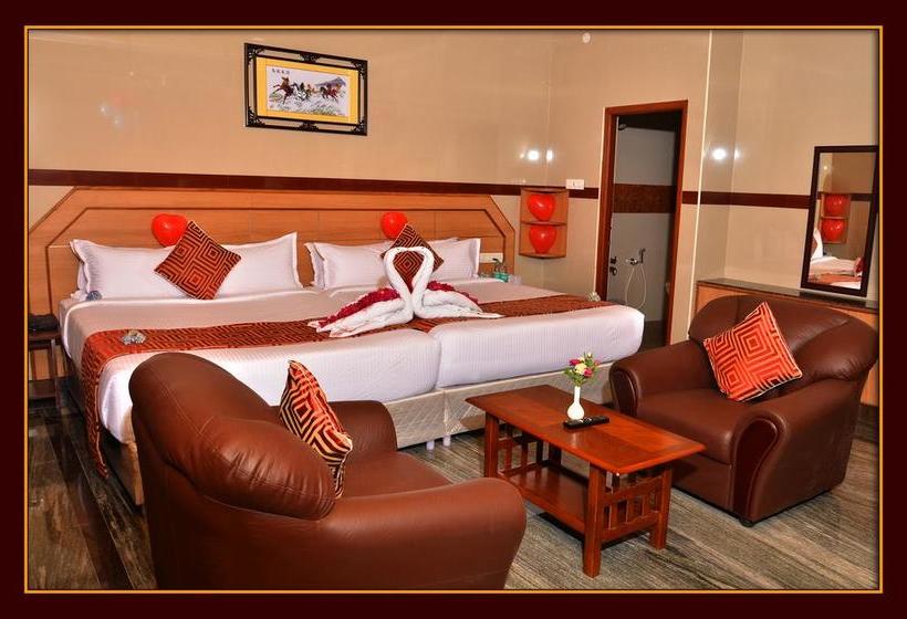 Hotel Gvs Residency 19