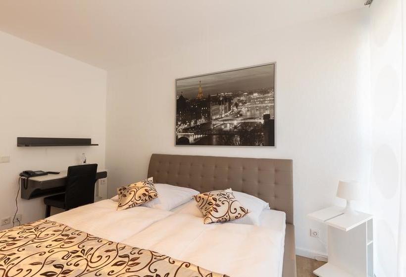 Bed & Breakfast Friends Hotel Bad Salzuflen 10