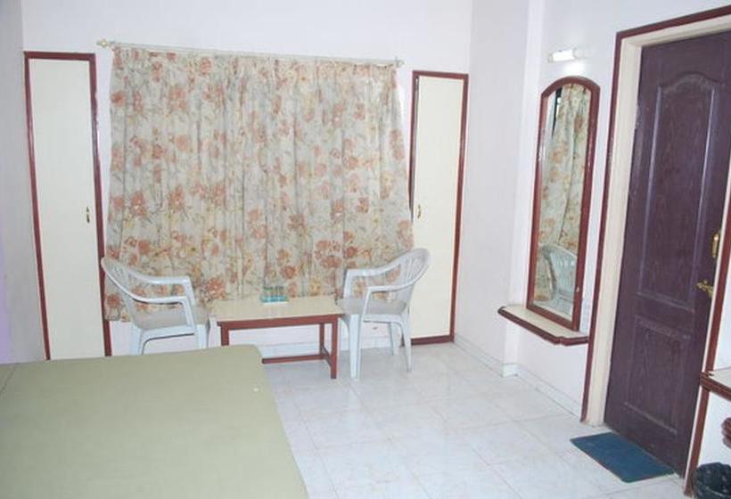 Hotel Kala Laxmi Executive 8