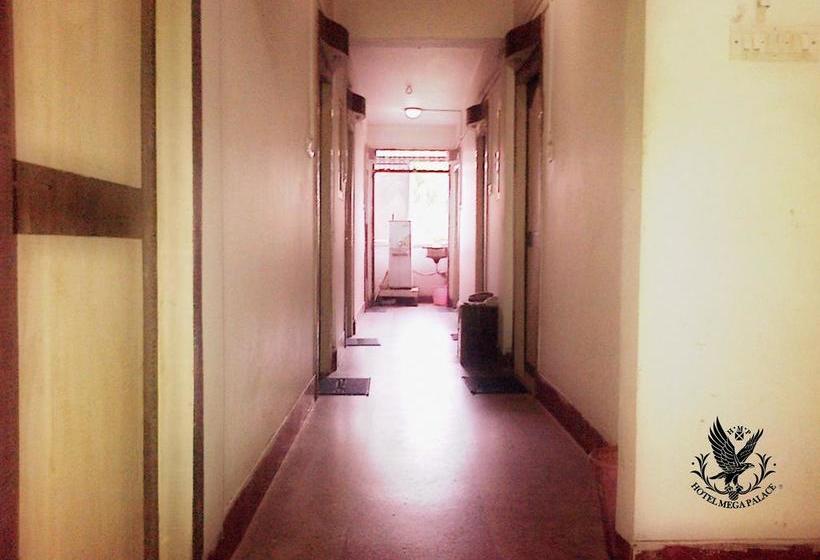 Hotel Mega Palace 11