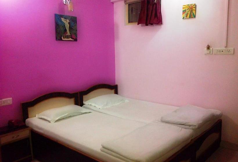 Hotel Mega Palace 16