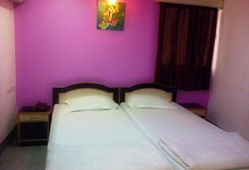 Hotel Mega Palace 17