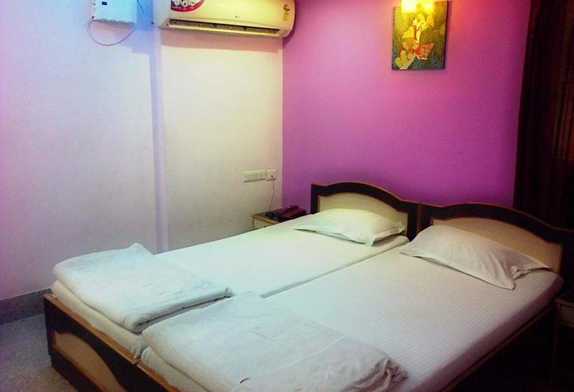 Hotel Mega Palace 18