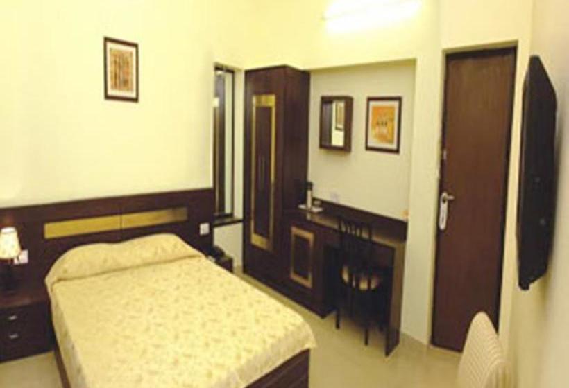 Hotel Cresent Villa 17