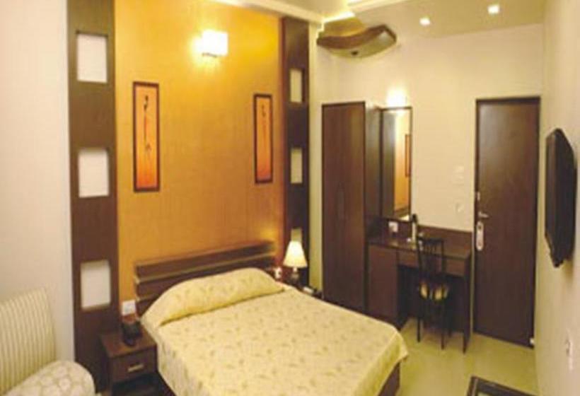 Hotel Cresent Villa 18