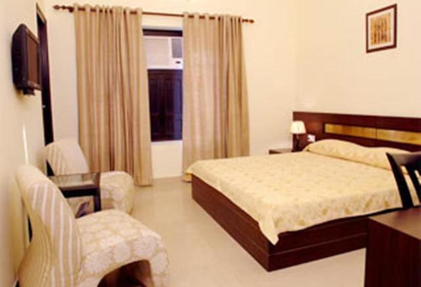 Hotel Cresent Villa 19