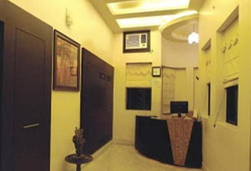 Hotel Cresent Villa 20