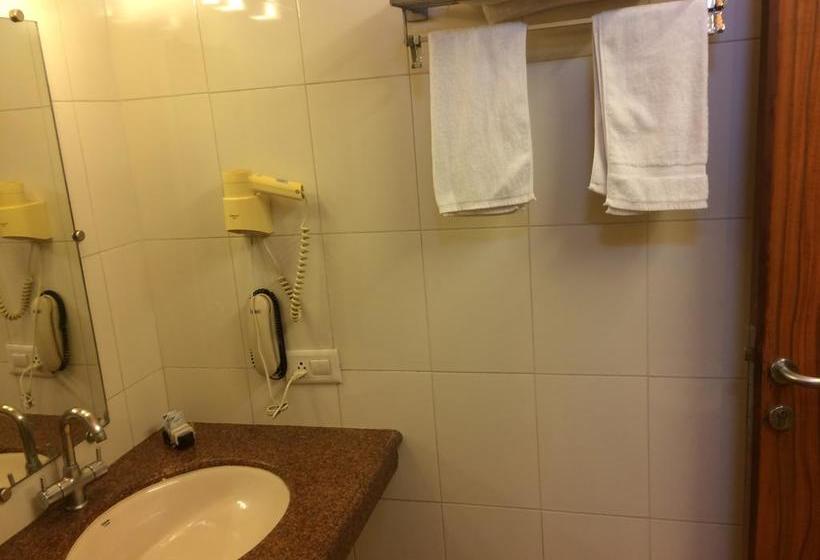 Hotel Cresent Villa 3