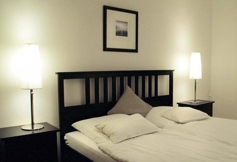 Hotel Dötlinger Hof 7