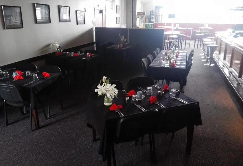 Hotel The Quarry Restaurant And Bar 12