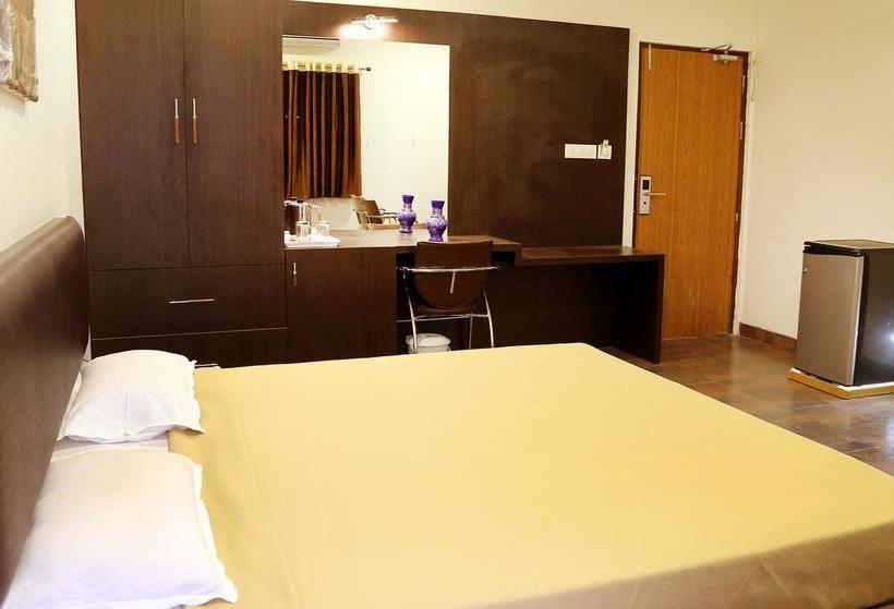 Hotel Kailash Residency 3