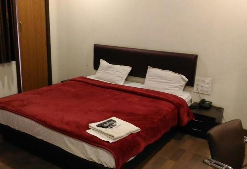 Hotel Kailash Residency 4