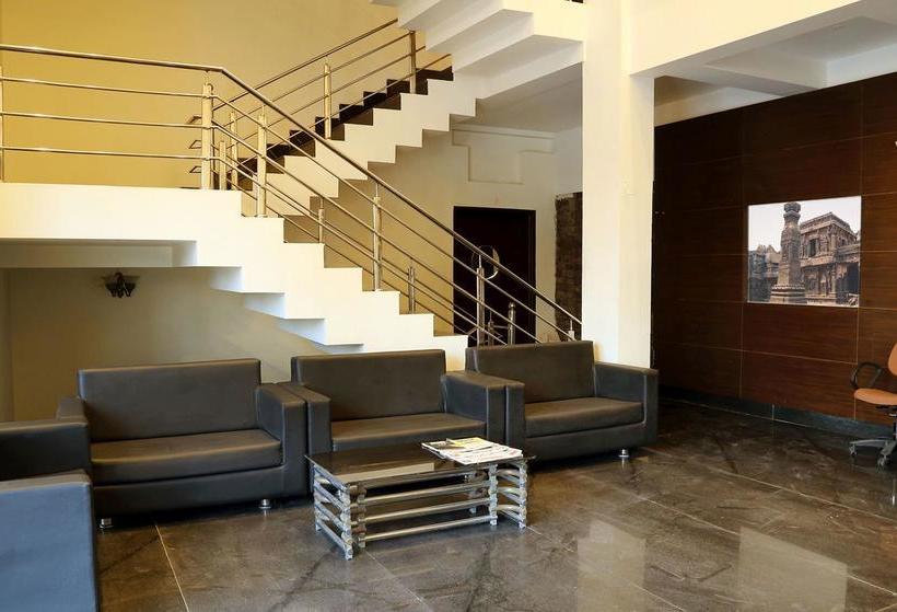 Hotel Kailash Residency 9