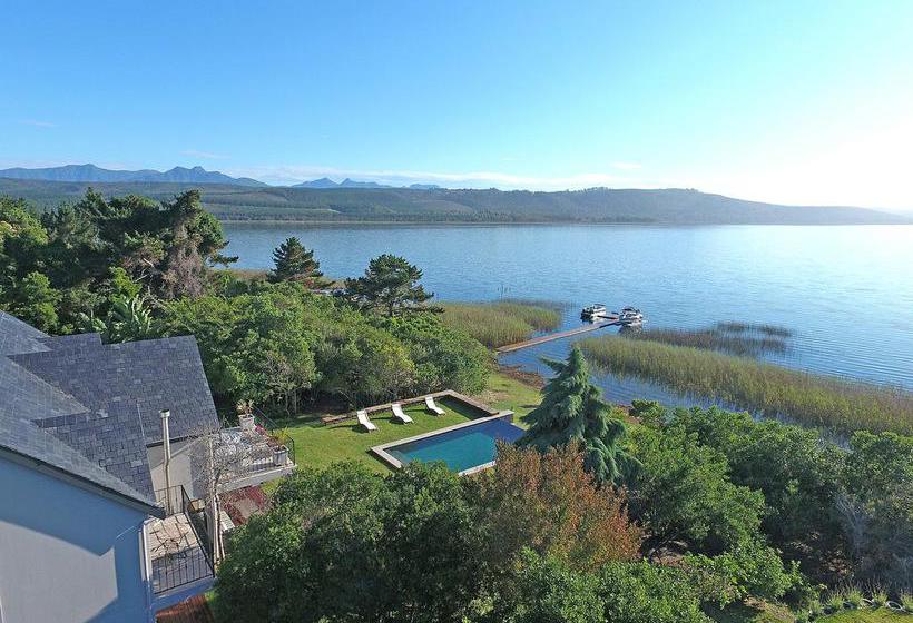 Bed and Breakfast Bleshoener 1