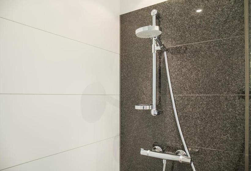 Motel One Freiburg 3