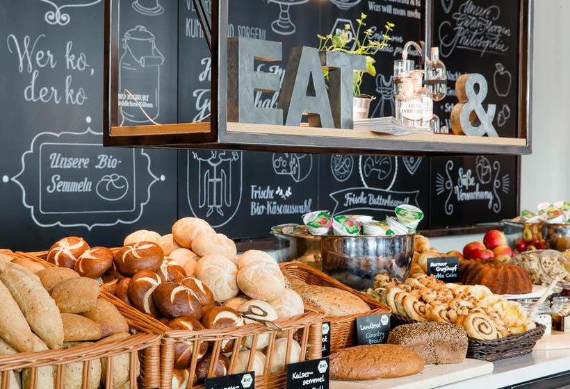 Motel One Freiburg 5