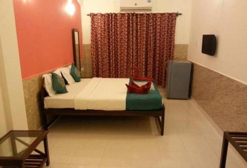 Hotel Oceans 7 Inn 13