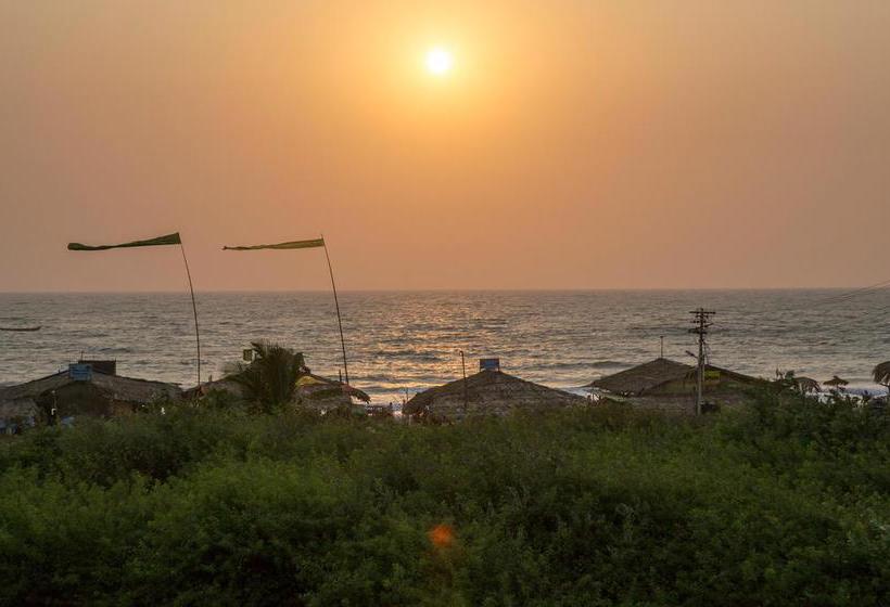 Hotel Oceans 7 Inn 16