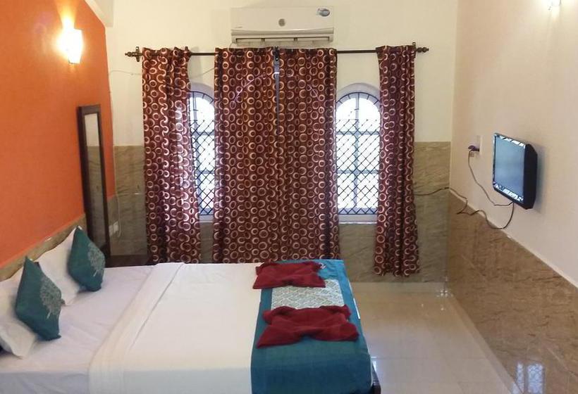 Hotel Oceans 7 Inn 4