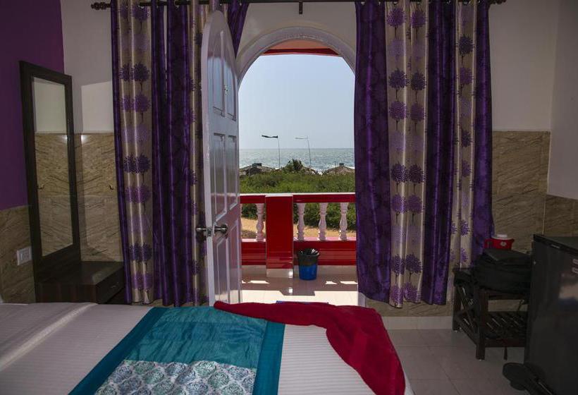 Hotel Oceans 7 Inn 9