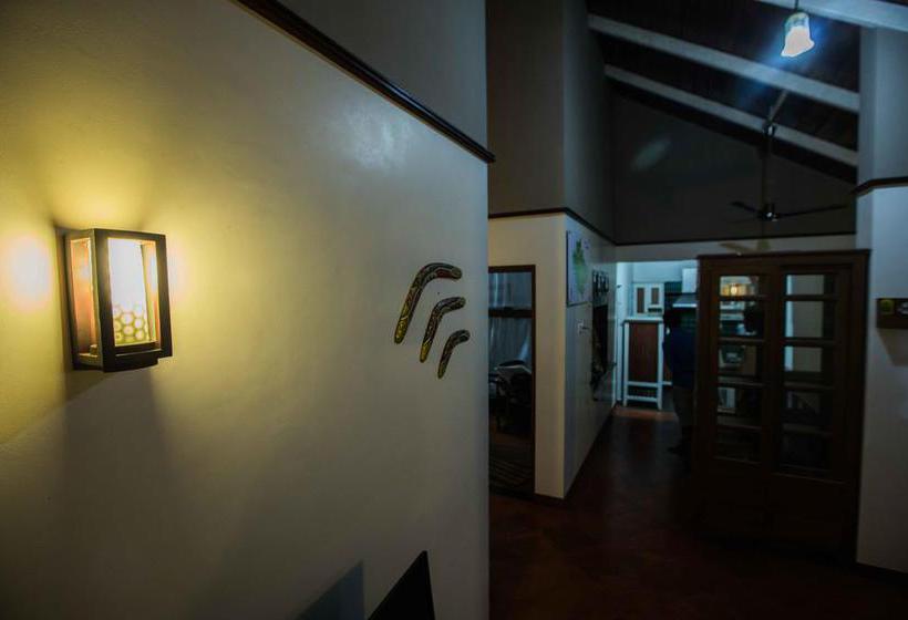 Hostel Hibernest Chembra 4