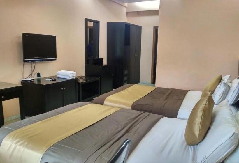 Hotel Aristro Maharashtra