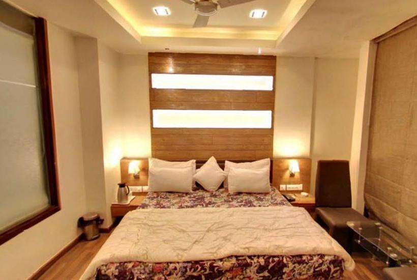 Hotel Bhabha Kingstone 1