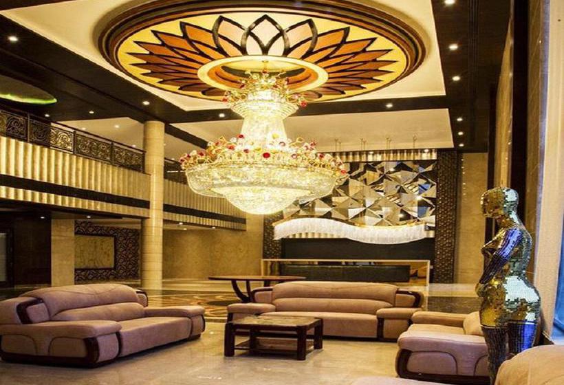 Hotel Crescent Resort 5