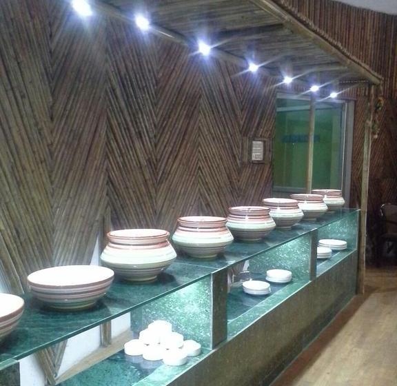 Resort Mowglis Den 5