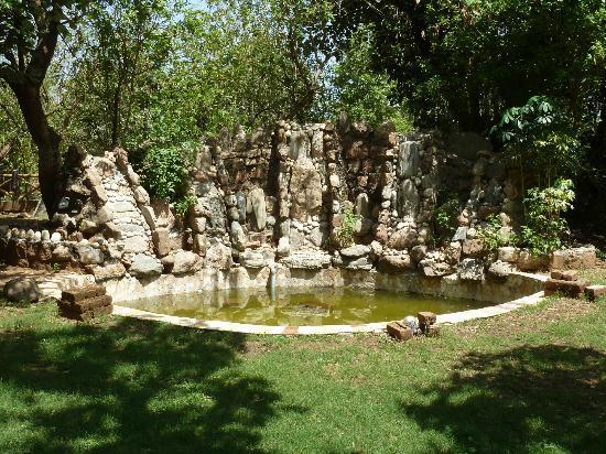 Resort Mowglis Den 8