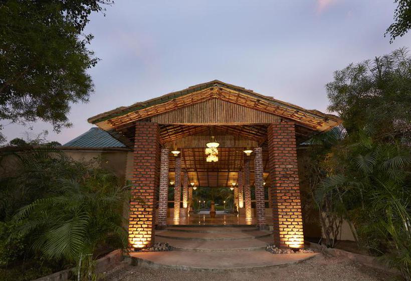 Acorn Hideaway Resort & Spa 1