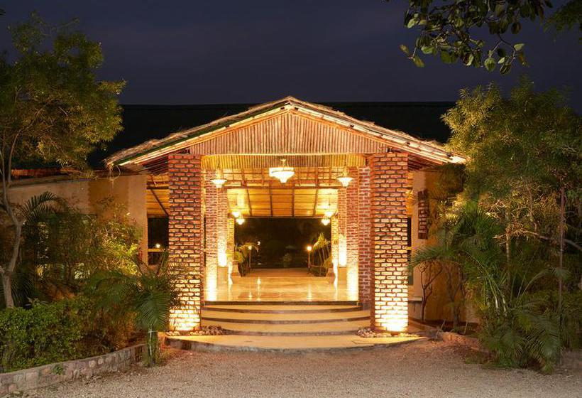 Acorn Hideaway Resort & Spa 2