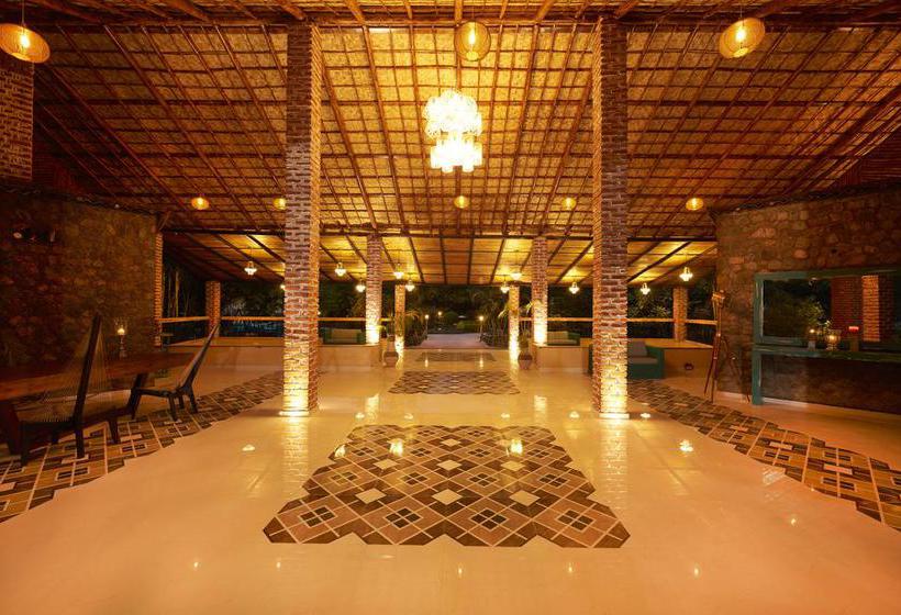 Acorn Hideaway Resort & Spa 4