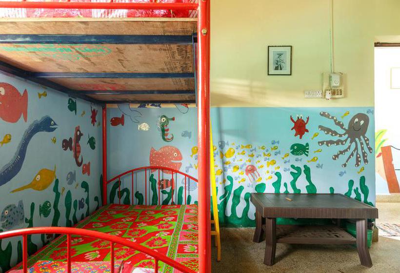 White Noise Hostel 5