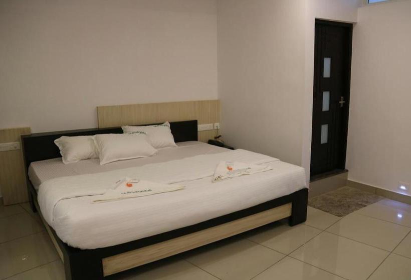 Hotel Windgate Residency 18