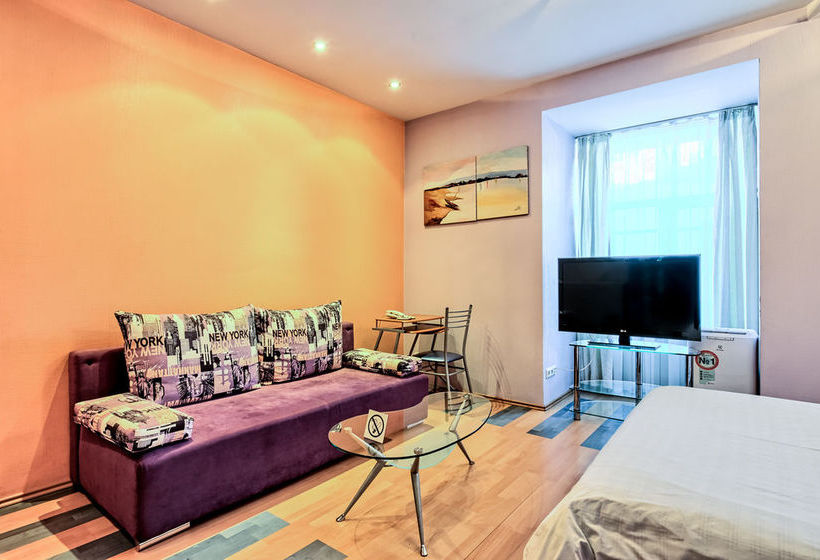 OksanaŽs Nevskiy 88 Apartments 5