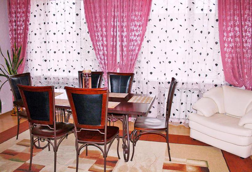 Hotel Gostiny Dvor 11