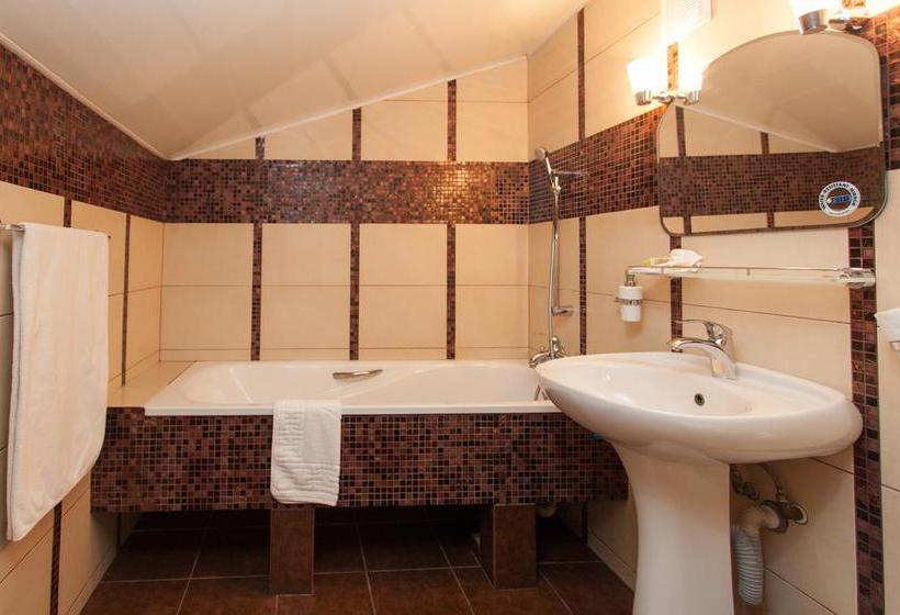 Hotel Golden Coast 14