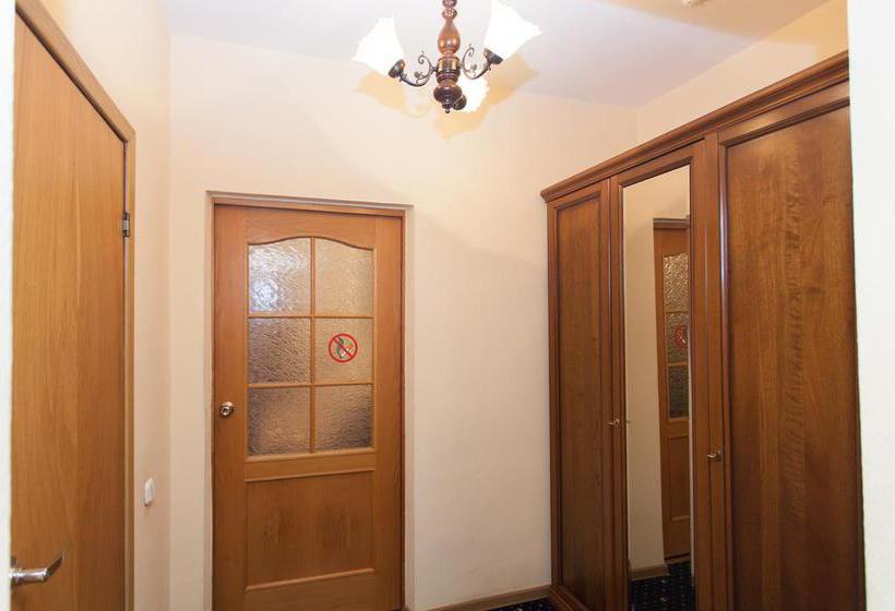 Hotel Golden Coast 18