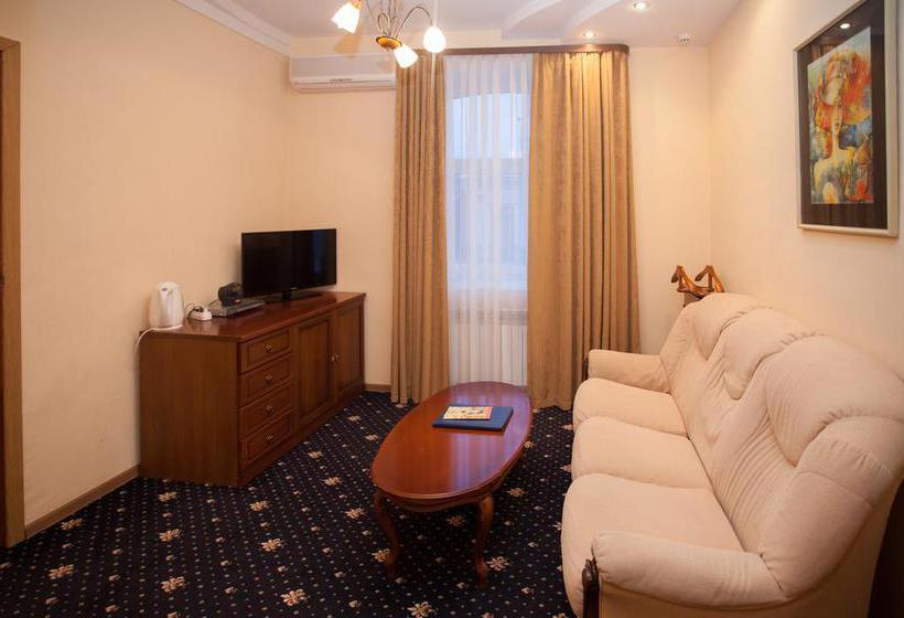 Hotel Golden Coast 19