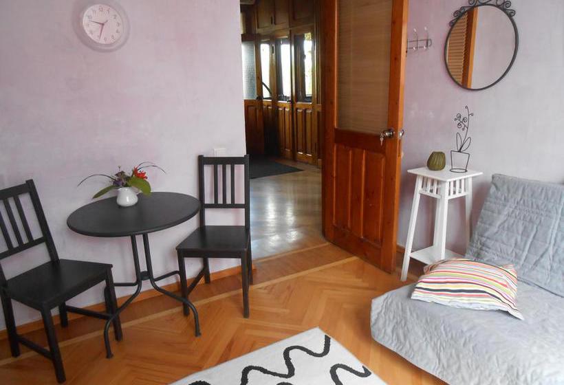 Hostel Muraveynik 15