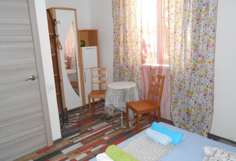 Hostel Muraveynik 2