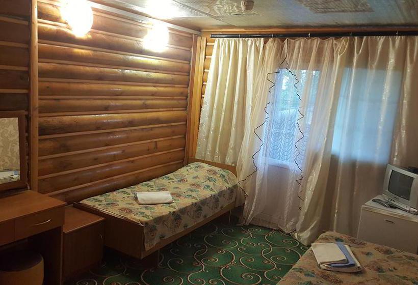 Hostel Center Zdorovia Topaz 3