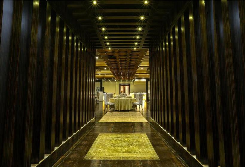 Hotel Savvy Grand 11