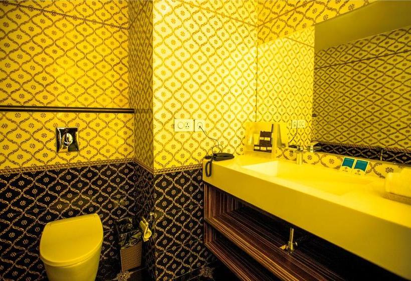 Hotel Savvy Grand 14