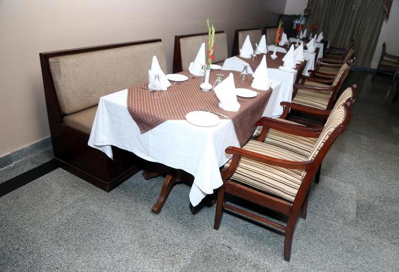 Hotel Classic International 8