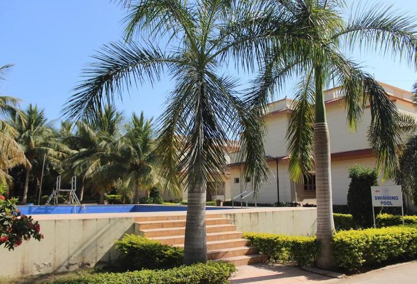 Hotel Viable Residency 11