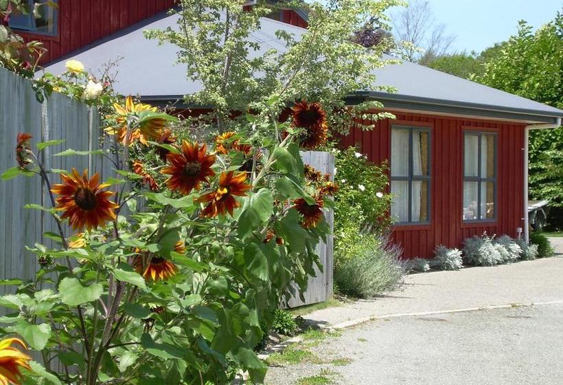 Estuary Overnight B&b 6